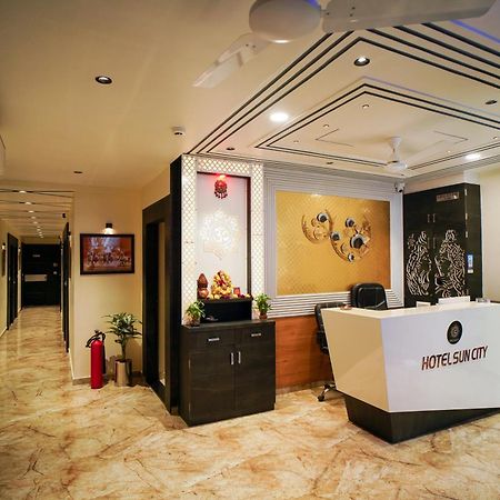 Hotel Suncity アーメダバード エクステリア 写真