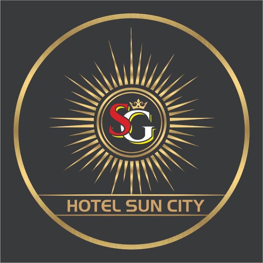 Hotel Suncity アーメダバード エクステリア 写真