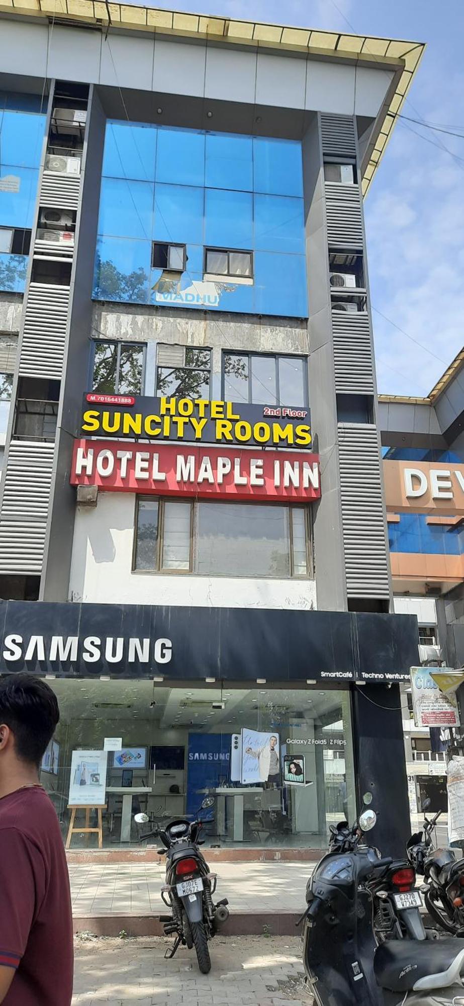 Hotel Suncity アーメダバード エクステリア 写真