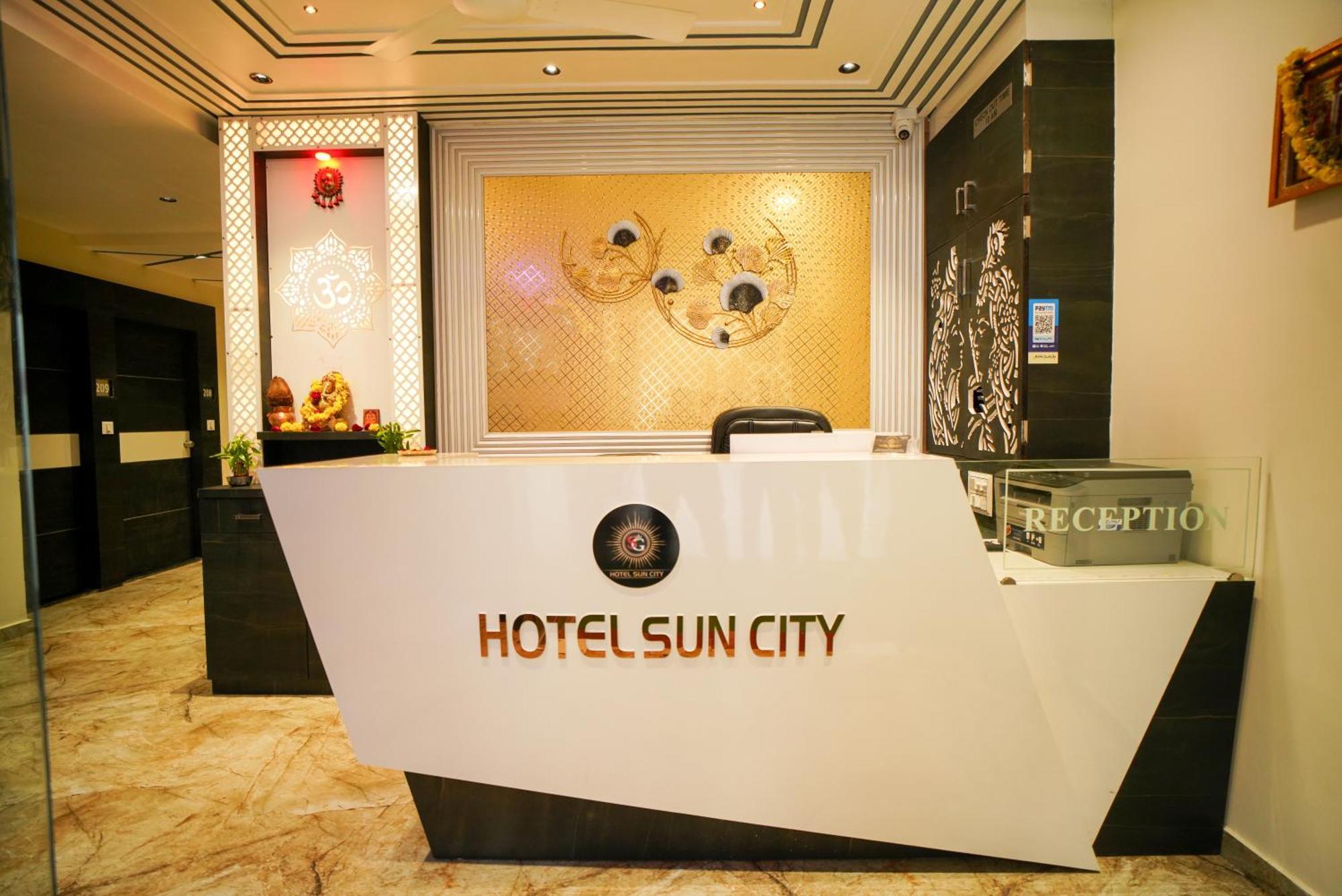 Hotel Suncity アーメダバード エクステリア 写真
