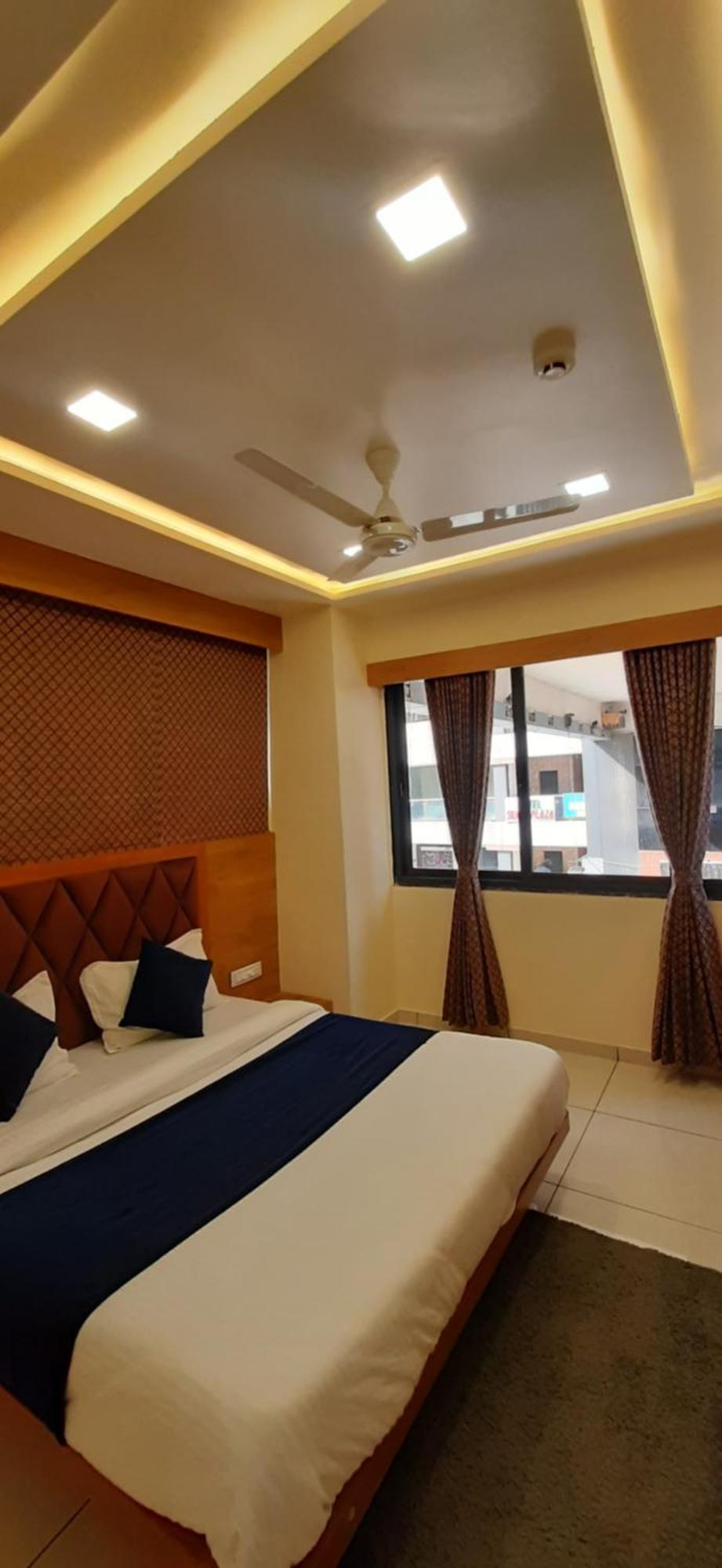 Hotel Suncity アーメダバード 部屋 写真